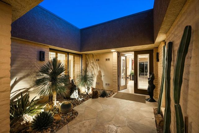 21 Mayfair Drive, Rancho Mirage, CA 92270