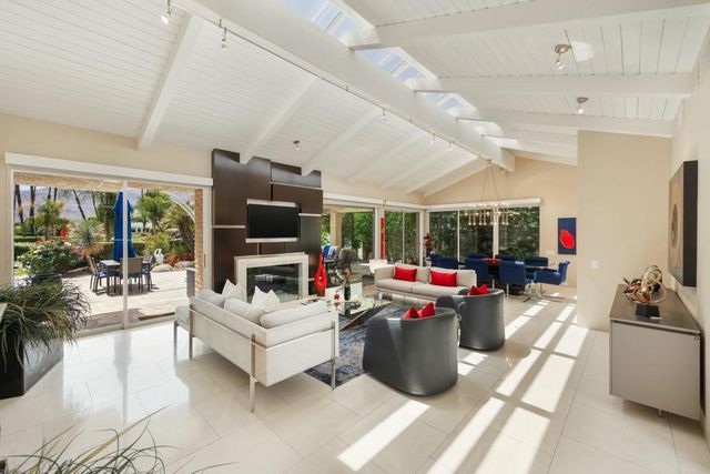 21 Mayfair Drive, Rancho Mirage, CA 92270