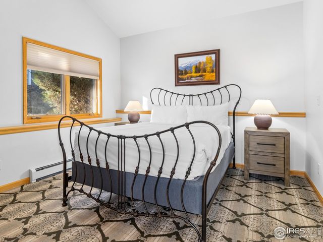 321 Overlook Ct, Estes Park, CO 80517