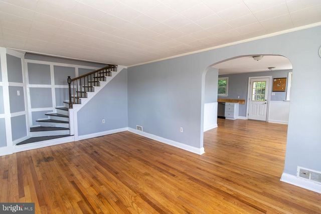 526 BARREN RD, Oxford, PA 19363