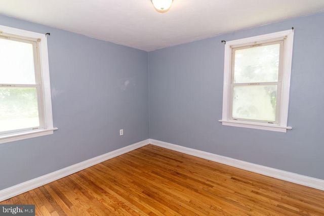 526 BARREN RD, Oxford, PA 19363