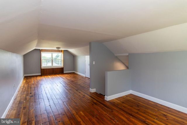 526 BARREN RD, Oxford, PA 19363