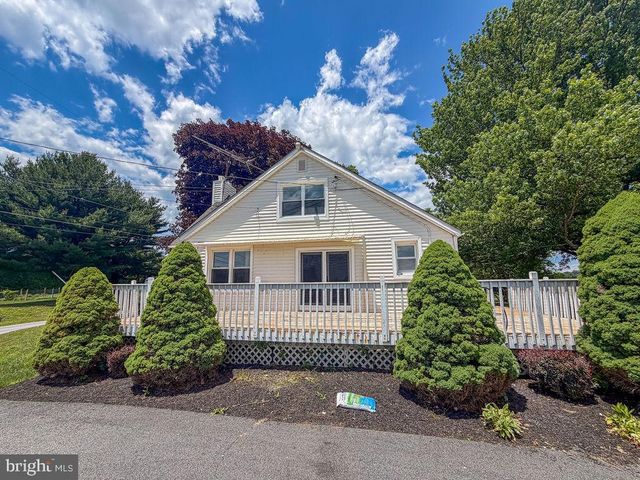 526 BARREN RD, Oxford, PA 19363