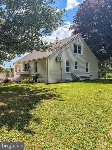 526 BARREN RD, Oxford, PA 19363