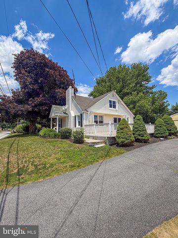 526 BARREN RD, Oxford, PA 19363