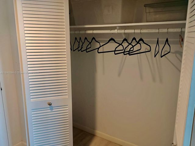 11111 Biscayne Blvd 16C, Miami, FL 33181