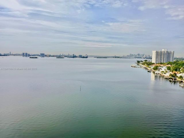 11111 Biscayne Blvd 16C, Miami, FL 33181