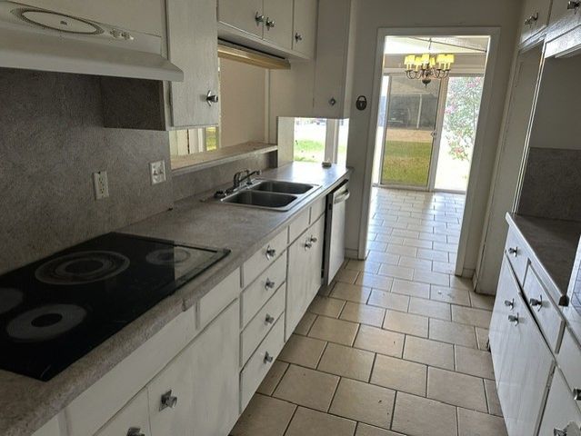 1705 Jefferson Street, Commerce, TX 75428