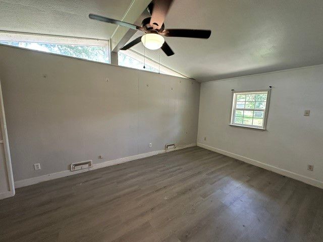 1705 Jefferson Street, Commerce, TX 75428