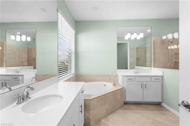 5435 Fancourt Links WAY, Ave Maria, FL 34142