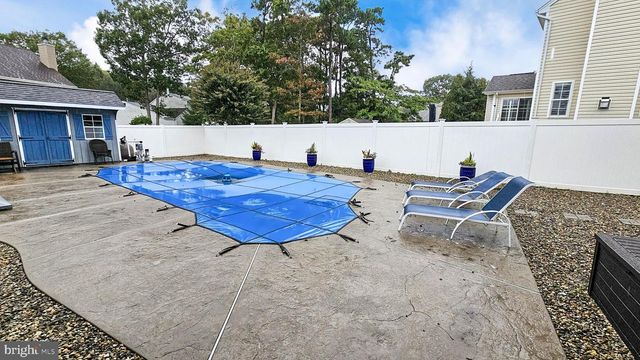 125 GALLEON RD, Manahawkin, NJ 08050