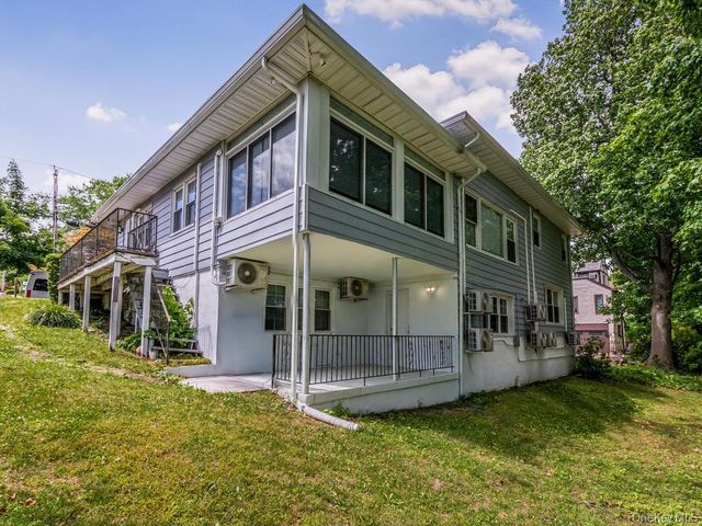 130 La Salle Drive, Yonkers, NY 10710