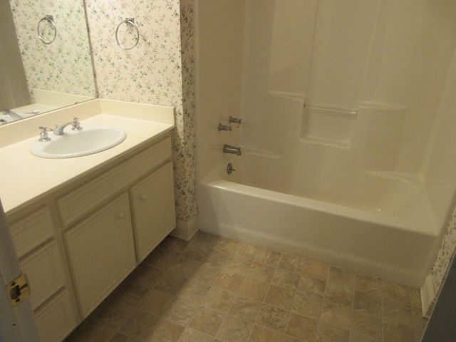 5218 Dalewood Drive, Shreveport, LA 71107