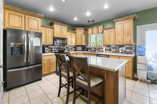 1960 N 3450 W, Plain City, UT 84404