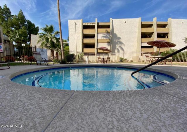 7625 E Camelback Road Unit 142A, Scottsdale, AZ 85251