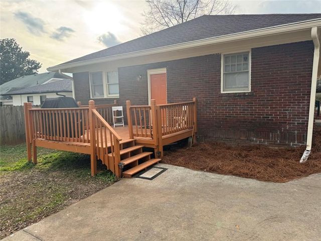 644 SW Holderness SW Street, Atlanta, GA 30310