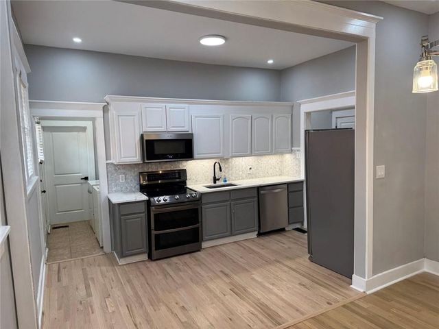 644 SW Holderness SW Street, Atlanta, GA 30310