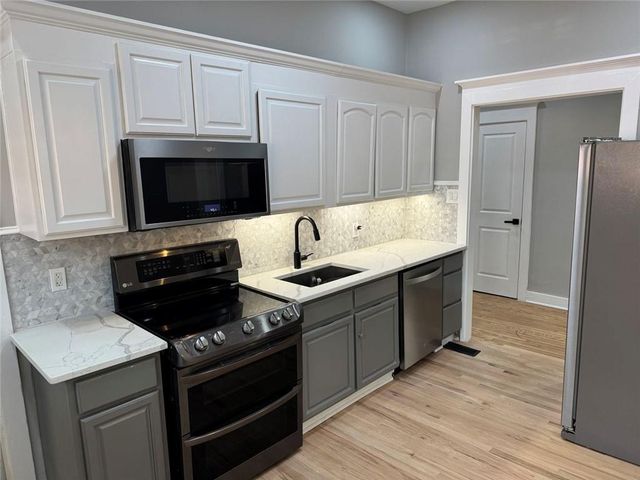 644 SW Holderness SW Street, Atlanta, GA 30310