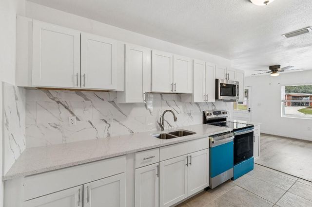 203 PEVETTY DRIVE, Plant City, FL 33563