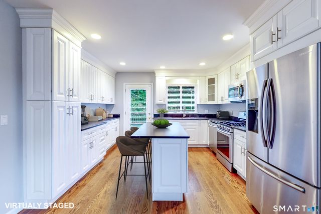 33 Green Lane 1, Greenwich, CT 06831