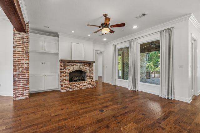 49 Parsons Creek, Hattiesburg, MS 39402
