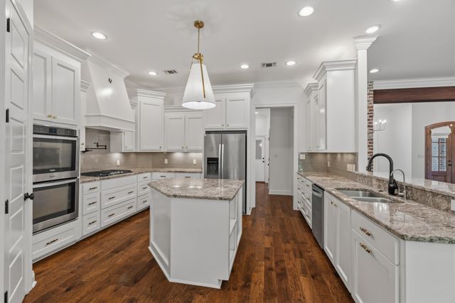 49 Parsons Creek, Hattiesburg, MS 39402