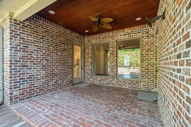 49 Parsons Creek, Hattiesburg, MS 39402