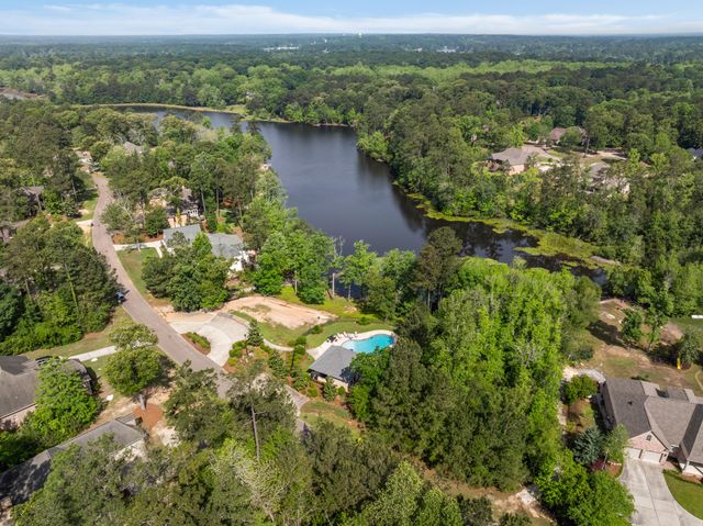 49 Parsons Creek, Hattiesburg, MS 39402