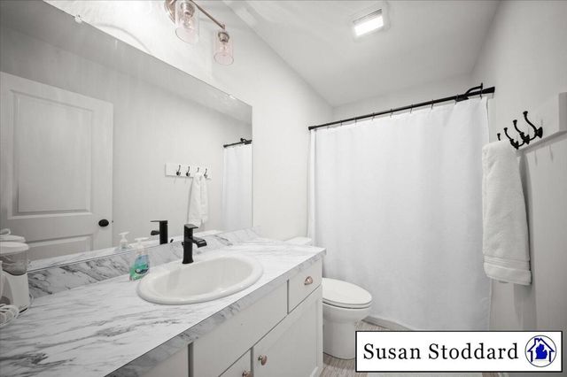 8200 Misty Meadow Court SE, Byron Center, MI 49315