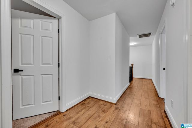 1147 RIVERCHASE PARKWAY W, Hoover, AL 35244