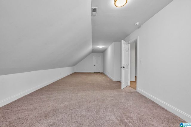 1147 RIVERCHASE PARKWAY W, Hoover, AL 35244
