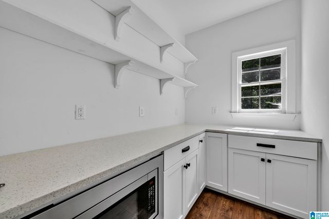 1147 RIVERCHASE PARKWAY W, Hoover, AL 35244