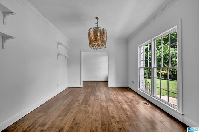 1147 RIVERCHASE PARKWAY W, Hoover, AL 35244