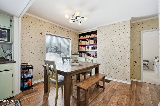 221 Charleston Street, Weber City, VA 24290