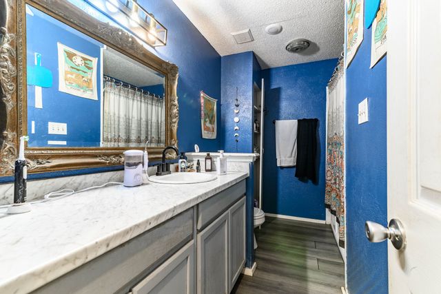 2108 Warwick Drive, Arlington, TX 76015