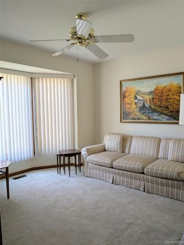 17845 Pointe Circle, Clinton Charter Township, MI 48038