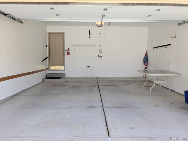 17845 Pointe Circle, Clinton Charter Township, MI 48038