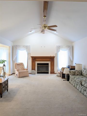 17845 Pointe Circle, Clinton Charter Township, MI 48038