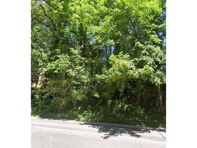 6135 Sw CAPITOL Hwy, Portland, OR 97239