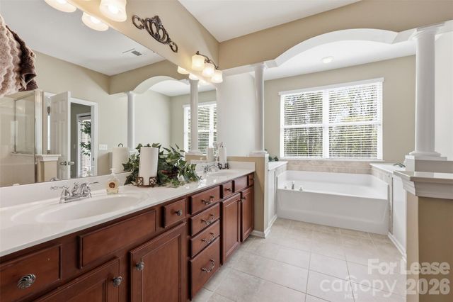 4008 La Crema Drive, Charlotte, NC 28214