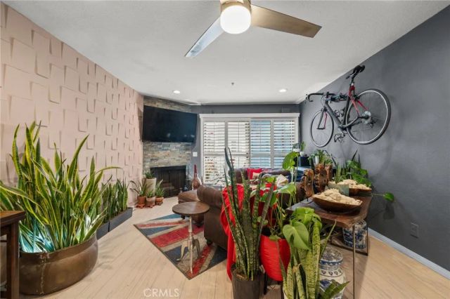 1100 Euclid Avenue 210, Long Beach, CA 90804