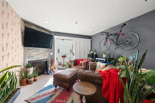 1100 Euclid Avenue 210, Long Beach, CA 90804