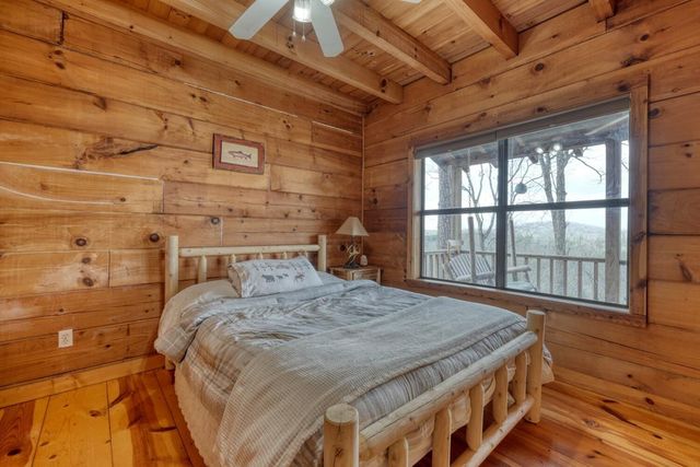 340 Mountain Top Drive, Murphy, NC 28906