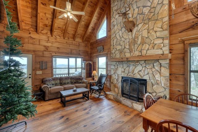 340 Mountain Top Drive, Murphy, NC 28906