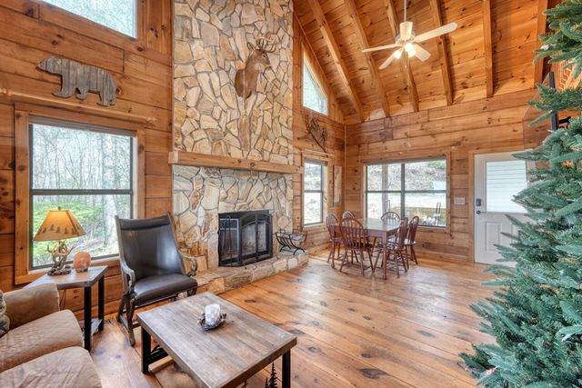 340 Mountain Top Drive, Murphy, NC 28906