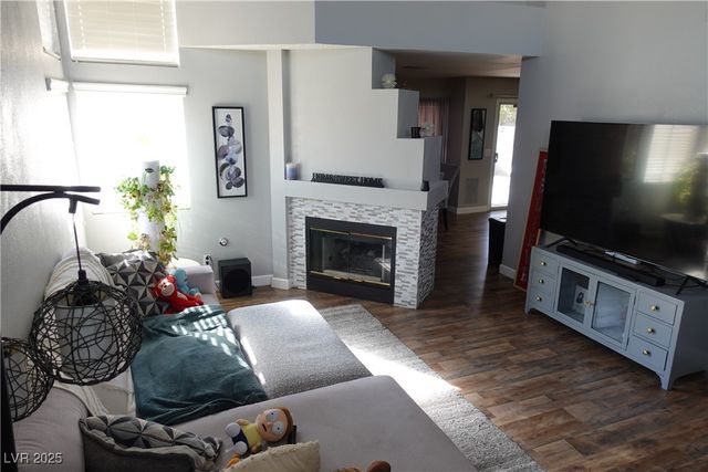 8015 COUNTERPOINT Lane, Las Vegas, NV 89123