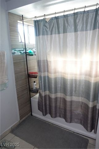 8015 COUNTERPOINT Lane, Las Vegas, NV 89123