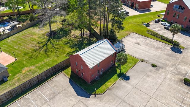 90 Beach Walk Boulevard, Conroe, TX 77304