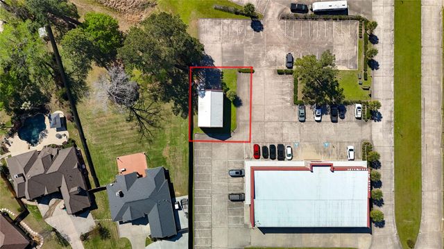 90 Beach Walk Boulevard, Conroe, TX 77304