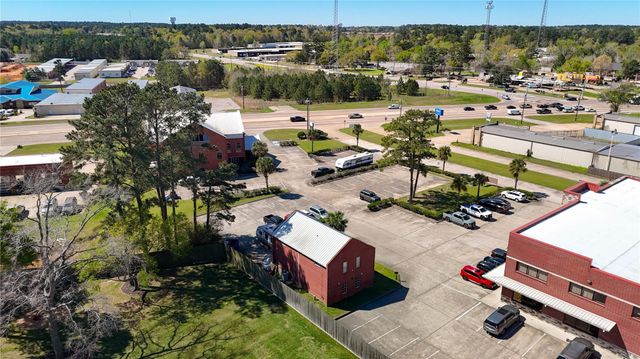 90 Beach Walk Boulevard, Conroe, TX 77304